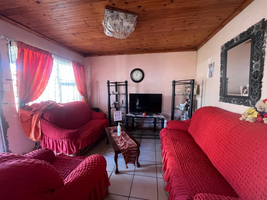 2 Bedroom Property for Sale in Arcadia Eastern Cape